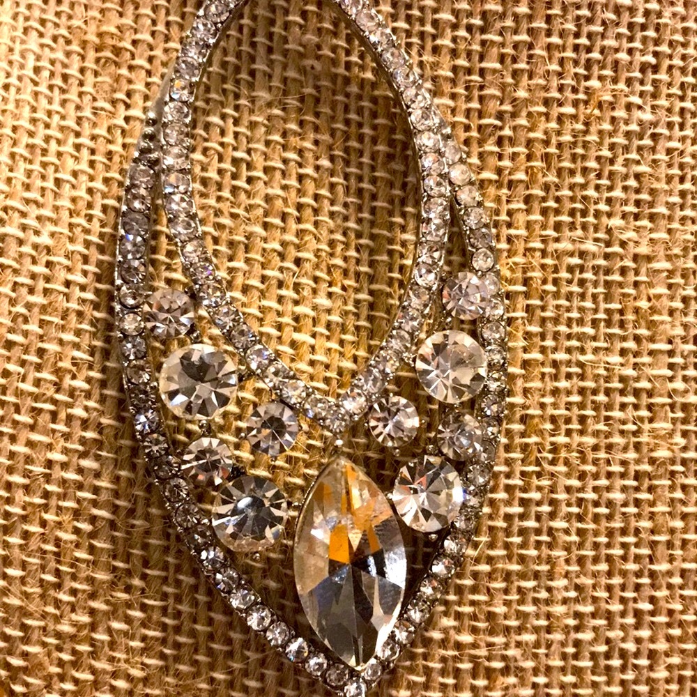 Ladies Statement Rhinestone Dangle Earrings - Picture 2 of 4